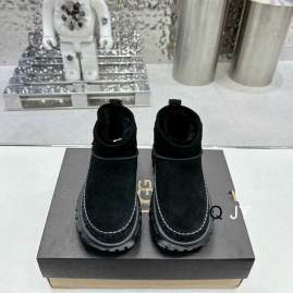 Picture of UGG Shoes _SKUUGGsz35-40JY010119706
